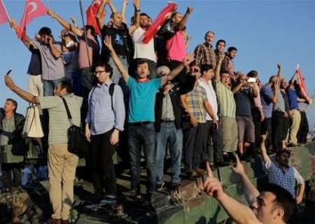 جزئياتي از پشت پرده وقوع كودتا در تركيه، دلايل ناكامي و الزامات برخورد با آن