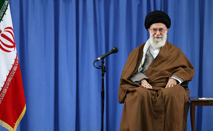 رهبر ايران در پاسخ به نامه محمود دعايي، مدير مسئول روزنامه اطلاعات