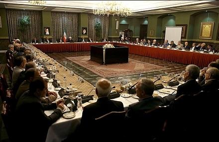 اولين گزارش دولت از اجراي برجام و اشاره به کارشکني‌هاي داخلي