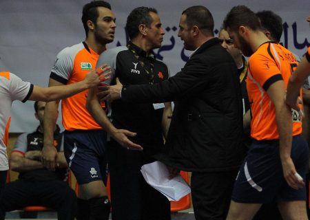 مسعود آرمات:متاسفم که بازیکن حریف از زیر تور به من فحاشی می‌کند