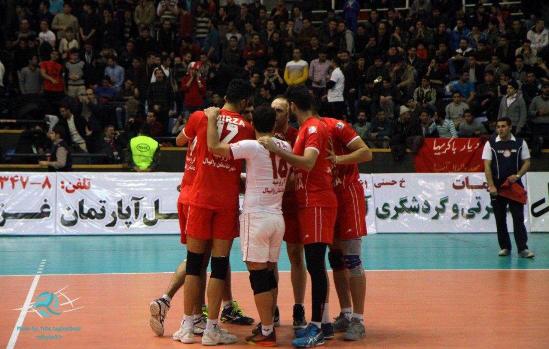 شکست سهمگین پیکان تهران در شهر عاشقان والیبال/چهره فيناليست در تهران مشخص مى شود