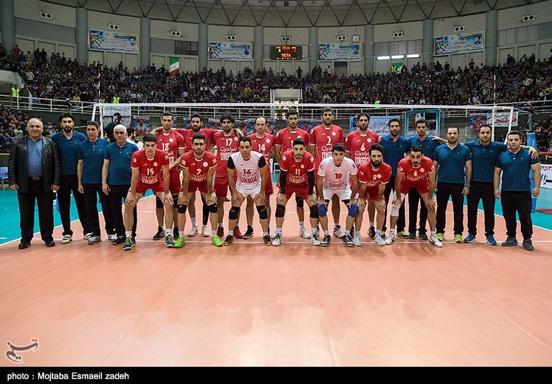 شهردارى اروميه مدال برنز جام سى ام را تصاحب كرد/ سايپا ٥ ست رقابت كرد اما موفق نشد.