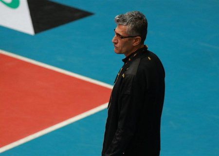 کارخانه:بازیکنانم در شرایط سخت، بهترین تصمیم‌ها را گرفتند/معروف‌،کار را برای مدافعان ما سخت کرد.