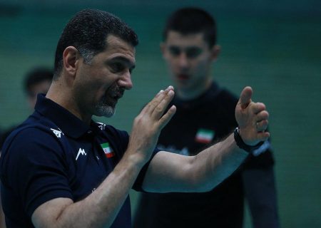 بهروز عطایی 14 بازیکن را به اردوی سوم تیم ملی جوانان فراخواند