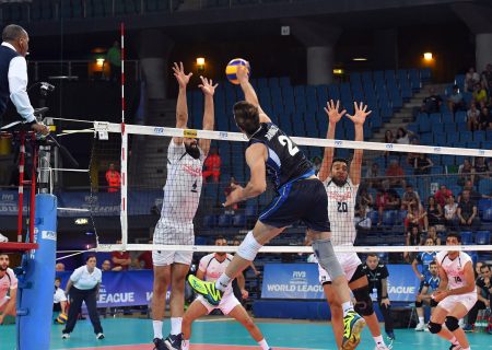 لیگ جهانی؛ رقابت نزدیک ایران و ایتالیا/ ملی‌پوشان در گام نخست مغلوب میزبان شدند