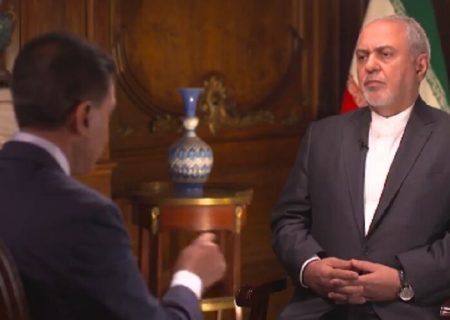 ظریف: ما بر تنگه هرمز کنترل داریم / به فروش نفت خود ادامه می دهیم، اینکه به چه کسی و چگونه می فروشیم یک راز ملی است / دلار سلاح جنگ اقتصادی آمریکا شده است