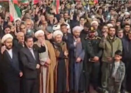 طنین فریاد «حیدرحیدر» مردم خوی در تجمع شبانه