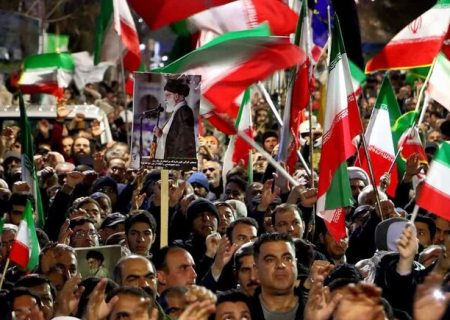 تصاویر هوایی از تجمع باشکوه مردم ارومیه در خیابان