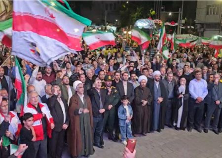 مردم خوی: «خونی که در رگ ماست هدیه به رهبر ماست»