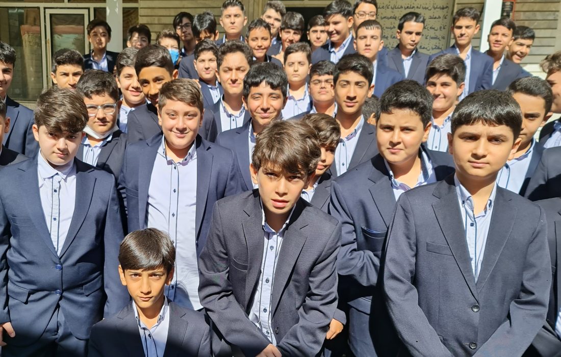 دبیرستان فضلا