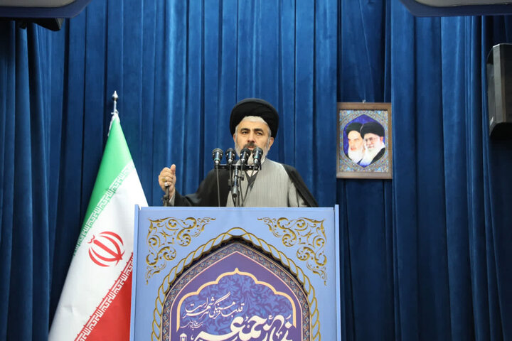 الگوهای زن غربی نباید در جامعه به عنوان الگویی پذیرفته شده تلقی شوند