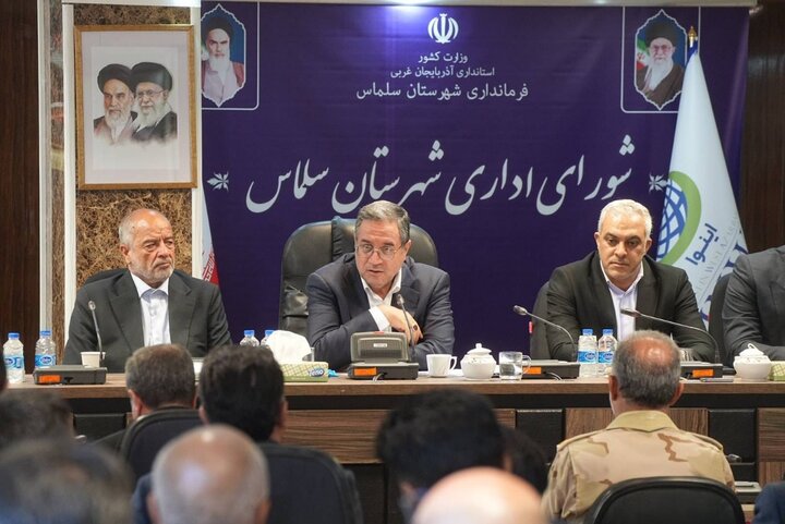 رحمانی: کوزهرش سلماس گذرگاه رسمی تجاری و مسافری میشود
