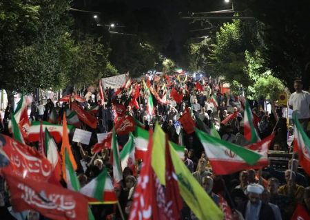 ۲۰۹ شب اتحاد و ایستادگی مردم ولایی ارومیه در میدان