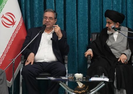 رحمانی:کتاب و کتابخوانی راهکار موثر برای مقابله با جنگ ترکیبی دشمن است