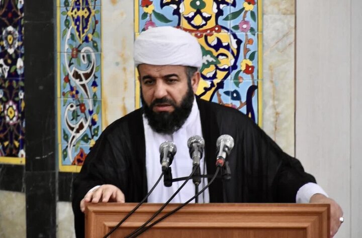کلشینژاد: پرستاری جلوهای از ایثار و فداکاری است
